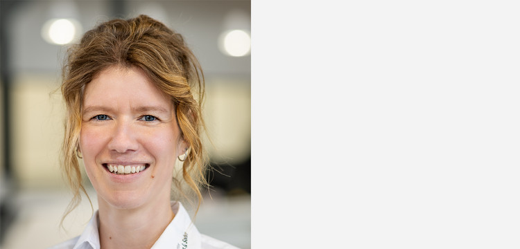 Nadine Wiechers, Serviceassistentin